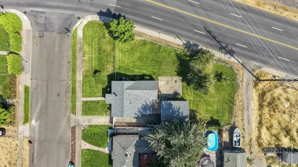 1318 E Ermina Ave, Spokane, WA 99207