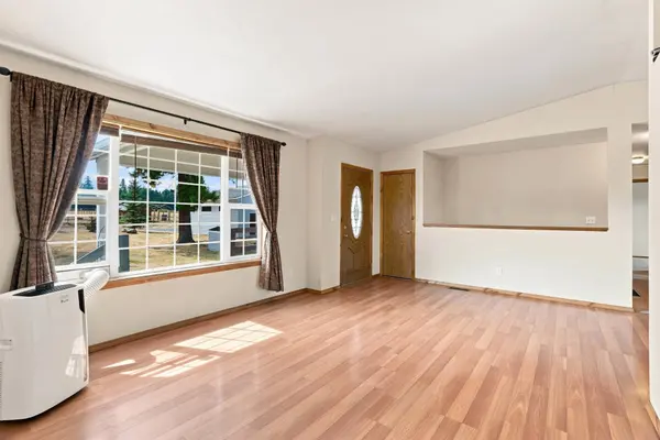 7012 W Burroughs Rd, Deer Park, WA 99006