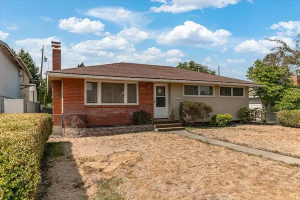 4927 N Washington St, Spokane, WA 99205