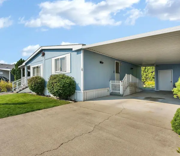 210 S Blueberry Pl ##14, Greenacres, WA 99016