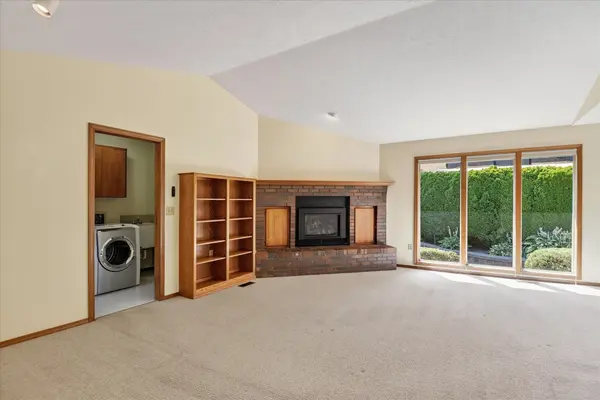 1811 E 51st Rd, Spokane, WA 99223