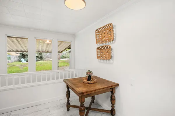 6020 N Douglas Dr, Spokane, WA 99205