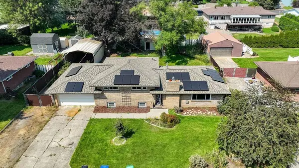504 W St Thomas More WAY, Spokane, WA 99208