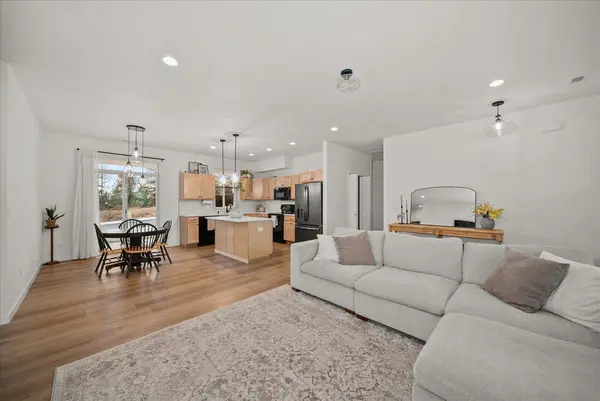 2716 S Sonora Dr, Spokane Valley, WA 99037