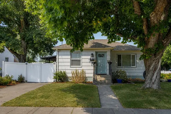 2725 E Nora Ave, Spokane, WA 99207