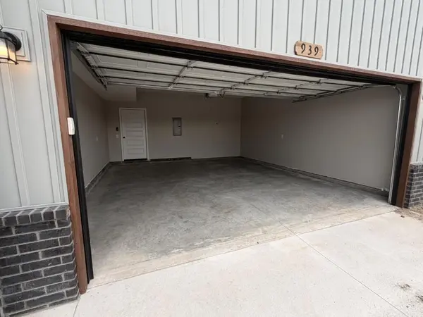 939 Holstein Lane, Marshfield, MO 65706