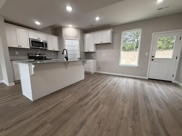 939 Holstein Lane, Marshfield, MO 65706