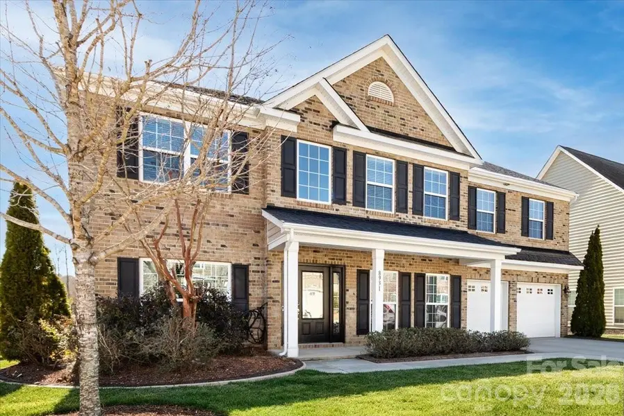 8931 Happiness RD, Harrisburg, NC 28075