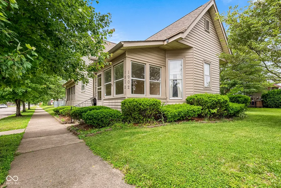 1902 Gilmore ST, Columbus, IN 47201