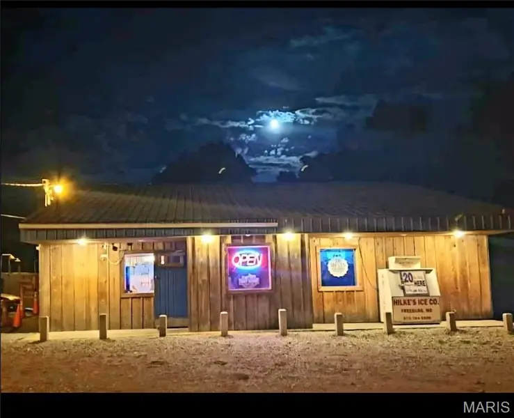 13850 Highway 28, Dixon, MO 65459