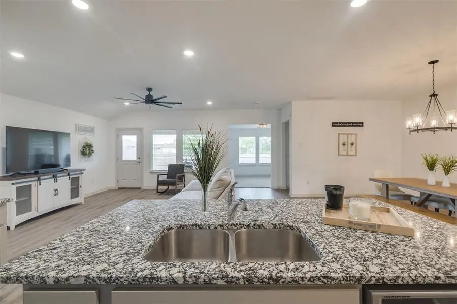 14405 Gravity Falls LN, Oklahoma City, OK 73142