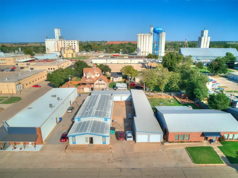219 N 6th ST, Kingfisher, OK 73750