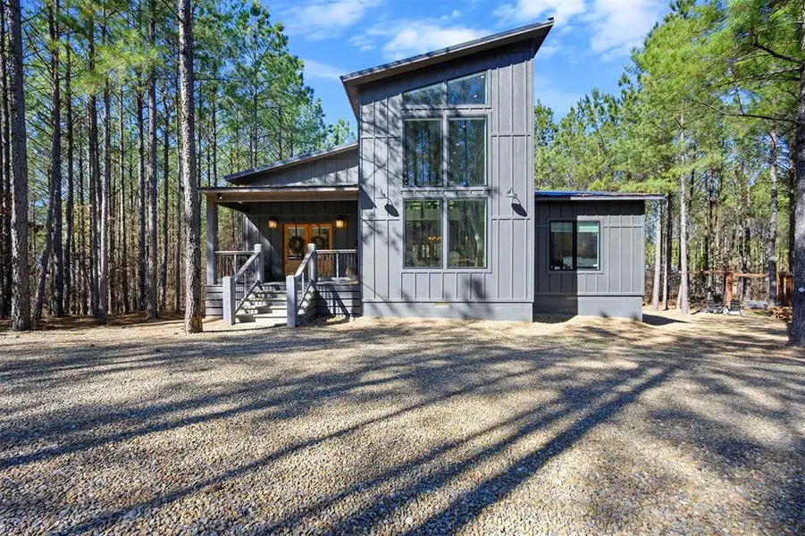 135 Lost Creek TRL, Broken Bow, OK 74728