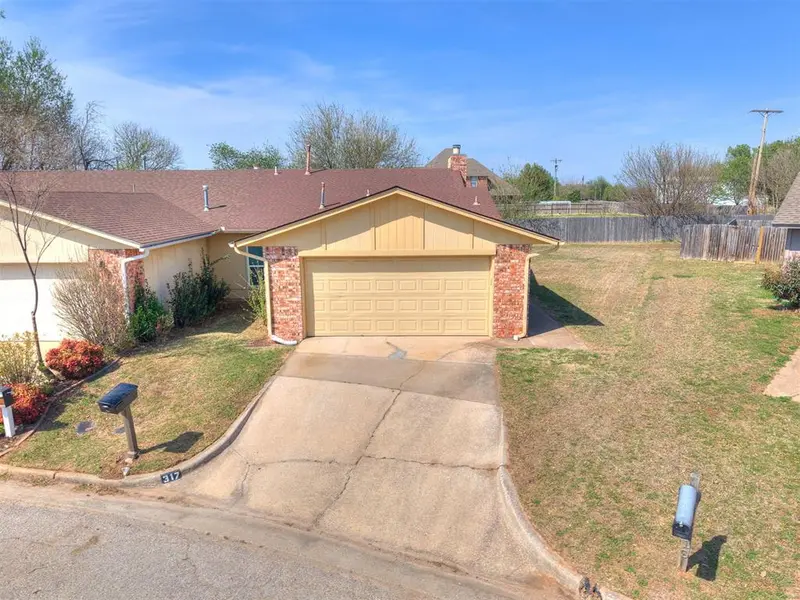 317 SW 92nd ST, Oklahoma City, OK 73139