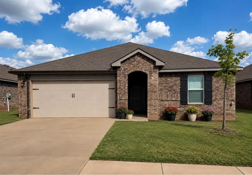 14204 S Babbling Brook DR, Oklahoma City, OK 73078