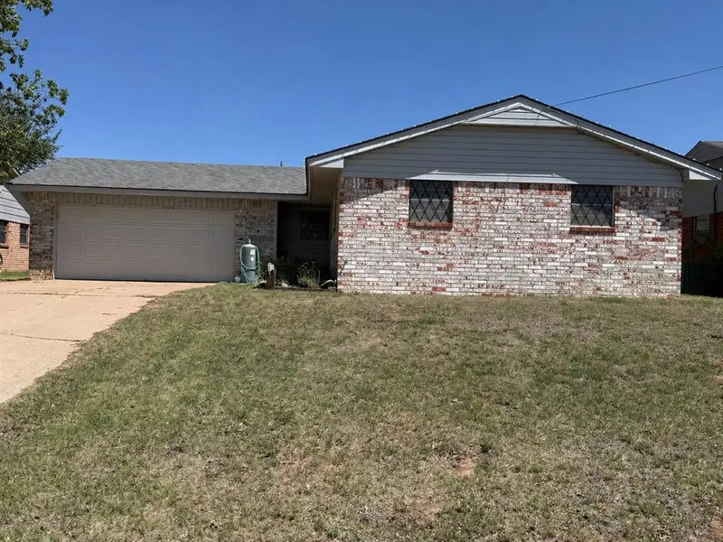 2108 Rizley Roads, Sayre, OK 73662