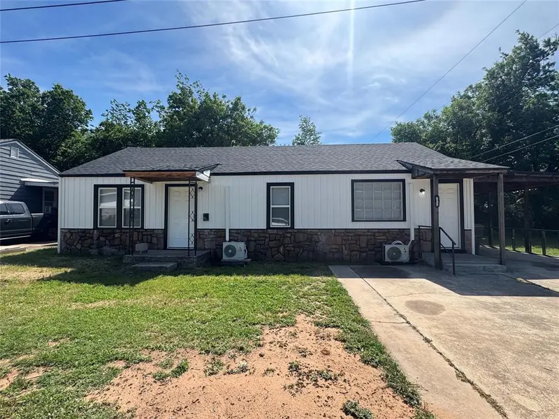 605 S 13th ST, Chickasha, OK 73018