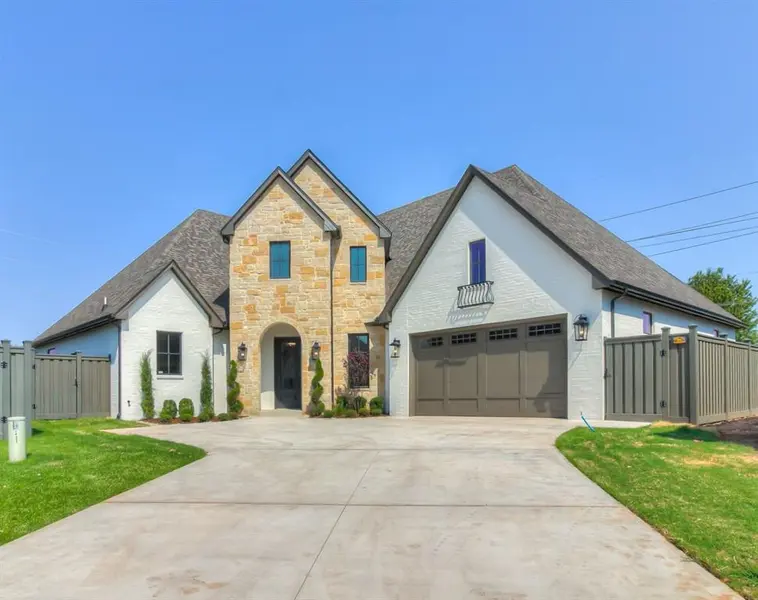 16425 Burgundy West DR, Edmond, OK 73013