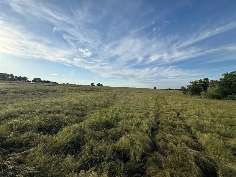 1480 E Road, Ninnekah, OK 73067