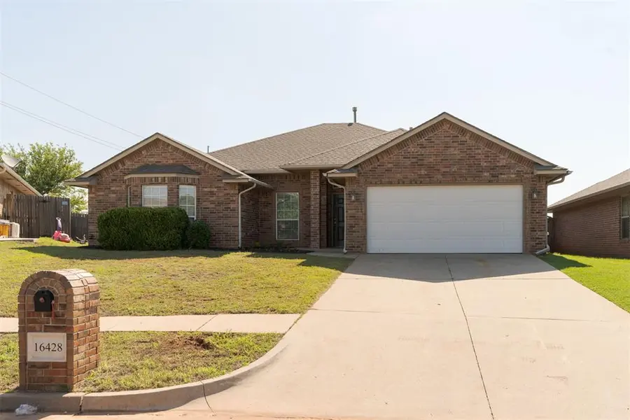 16428 Village Common DR, Edmond, OK 73013