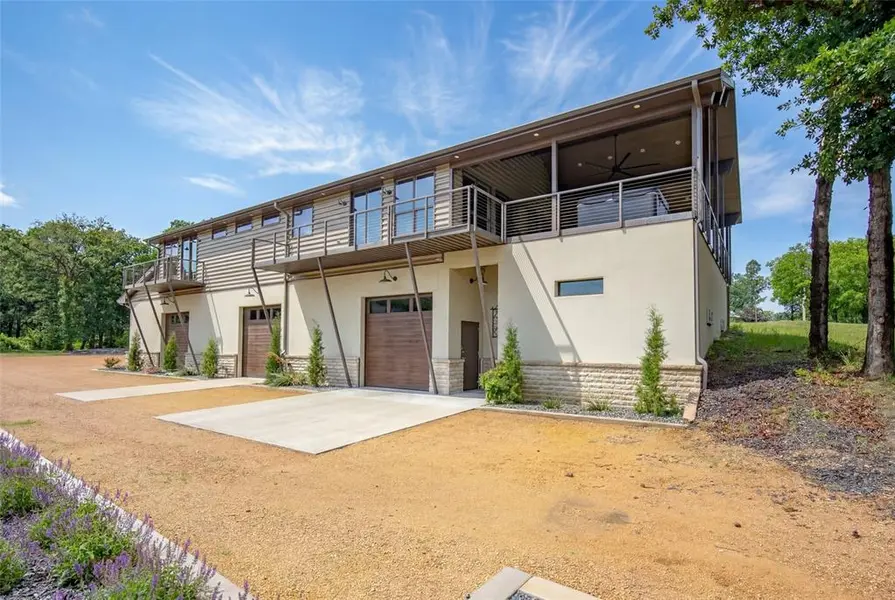 5161 Tower DR, Kingston, OK 73439