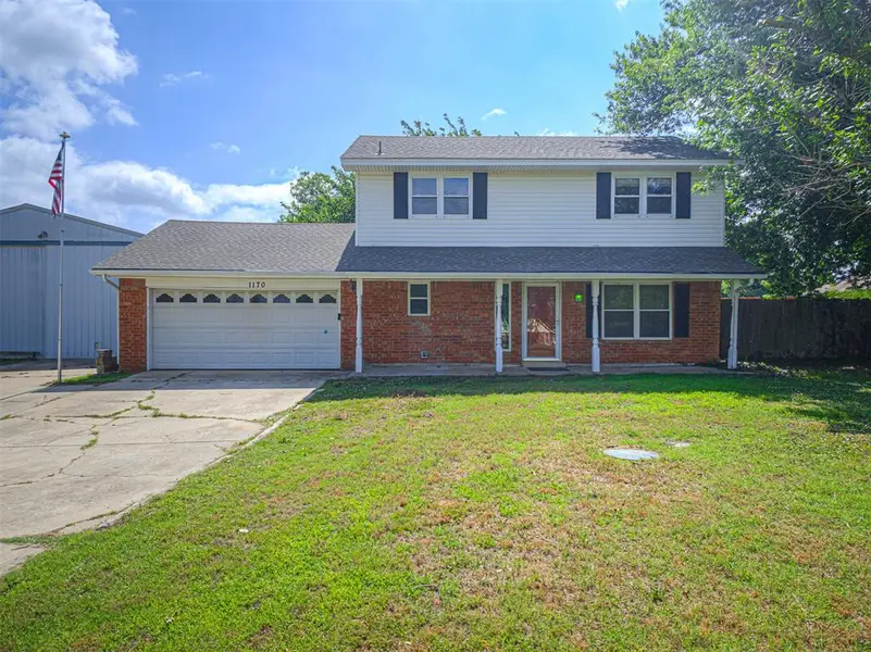 1170 Mockingbird CIR, Choctaw, OK 73020