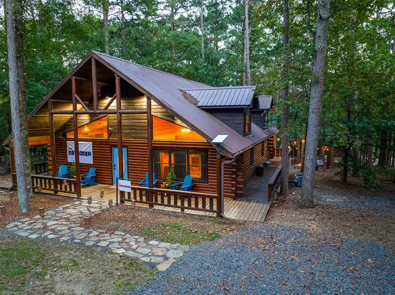 22 Steelhead Bay LN, Broken Bow, OK 74728