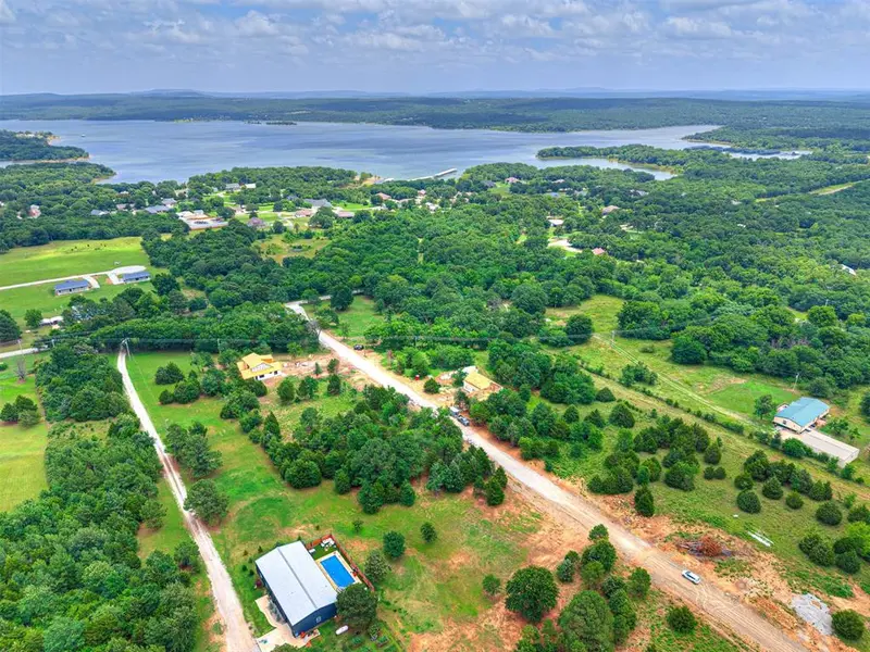 24 Emberlyn LN, Eufaula, OK 74432
