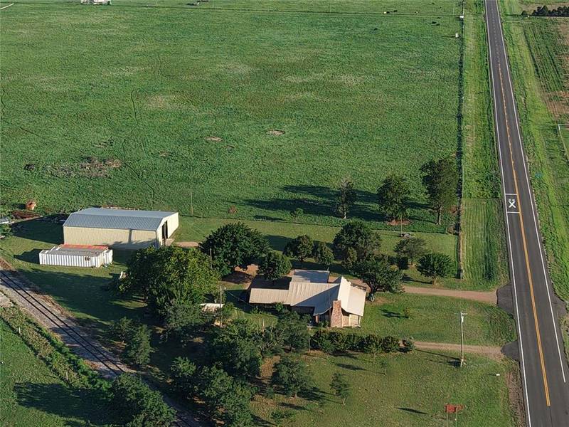 17416 N State Highway 5 HWY, Tipton, OK 73570