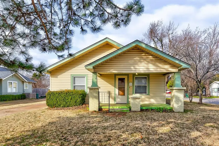 913 N Boulevard ST, Edmond, OK 73034