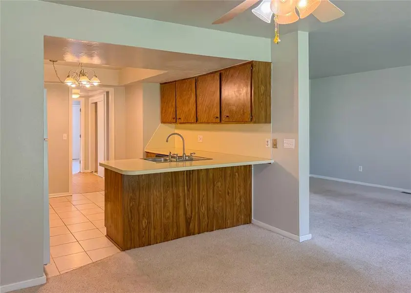 12021 Hawthorne LN, Oklahoma City, OK 73162