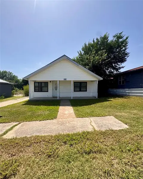 107 N Highland ST, Seminole, OK 74868