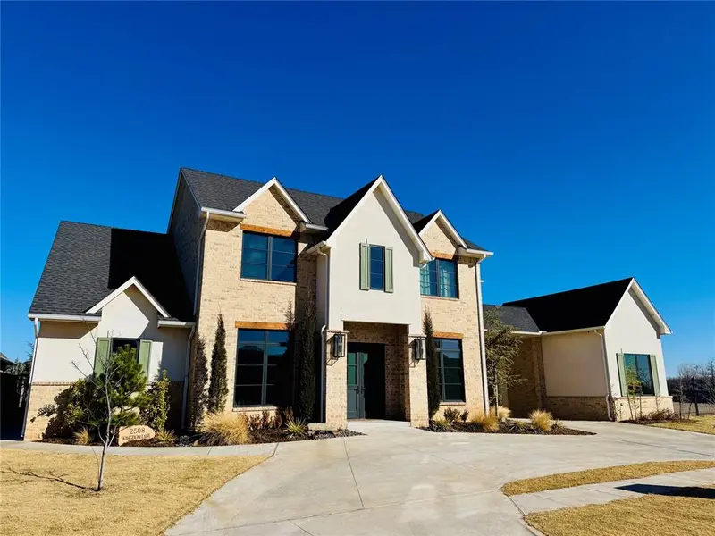 2508 Kingdom LN, Yukon, OK 73099