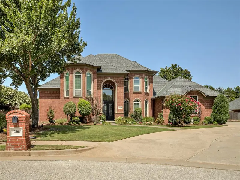 12504 Shire LN, Oklahoma City, OK 73170