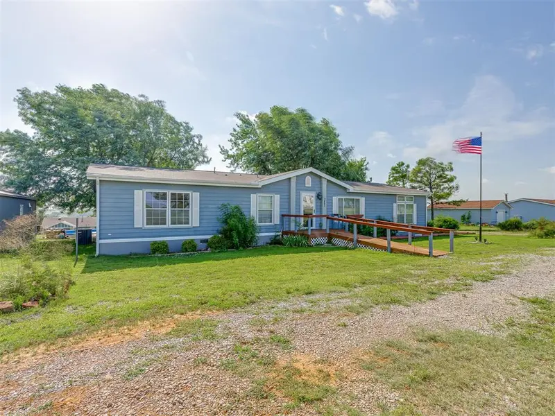 2493 County Street 2806, Chickasha, OK 73018