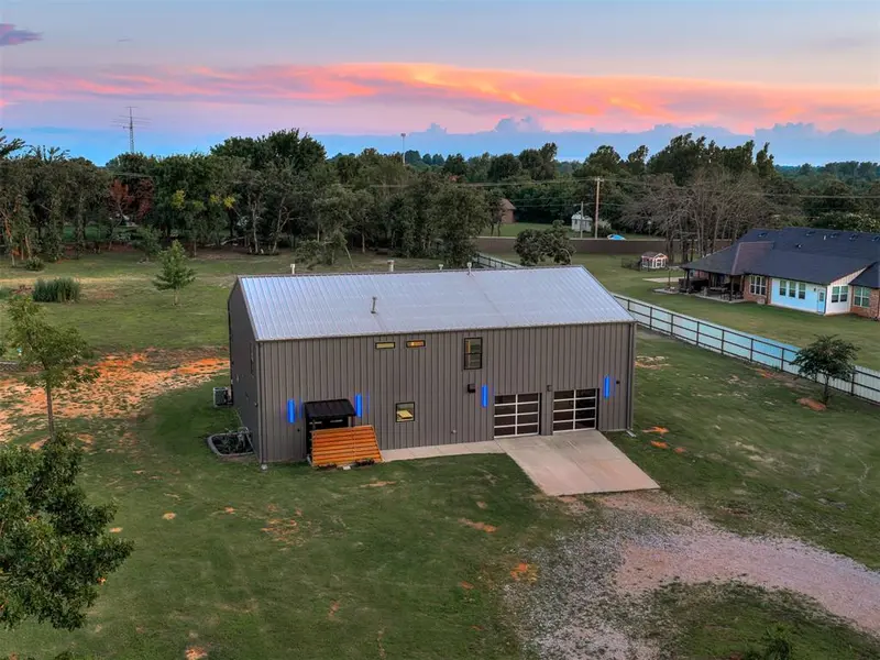 14668 Circle DR, Choctaw, OK 73020