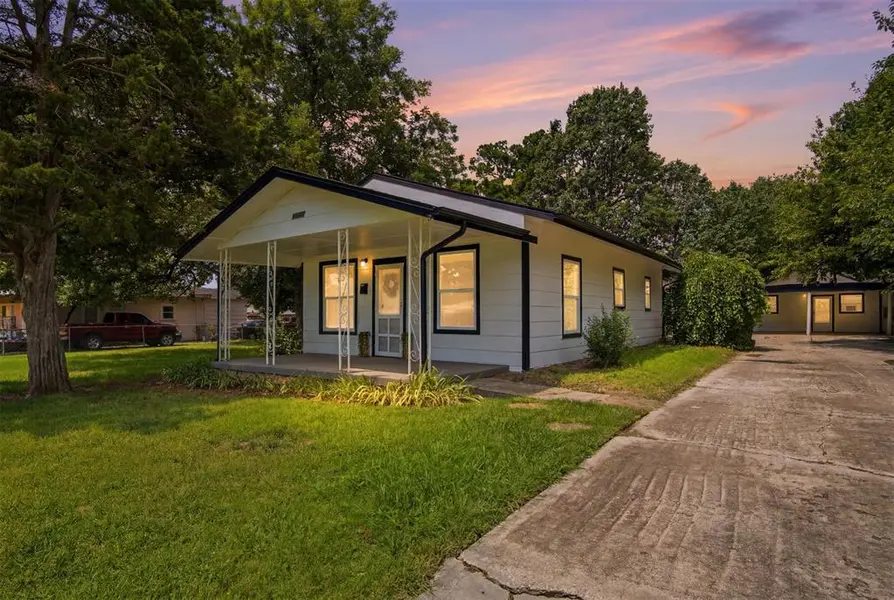 1412 S Evans AVE, El Reno, OK 73036