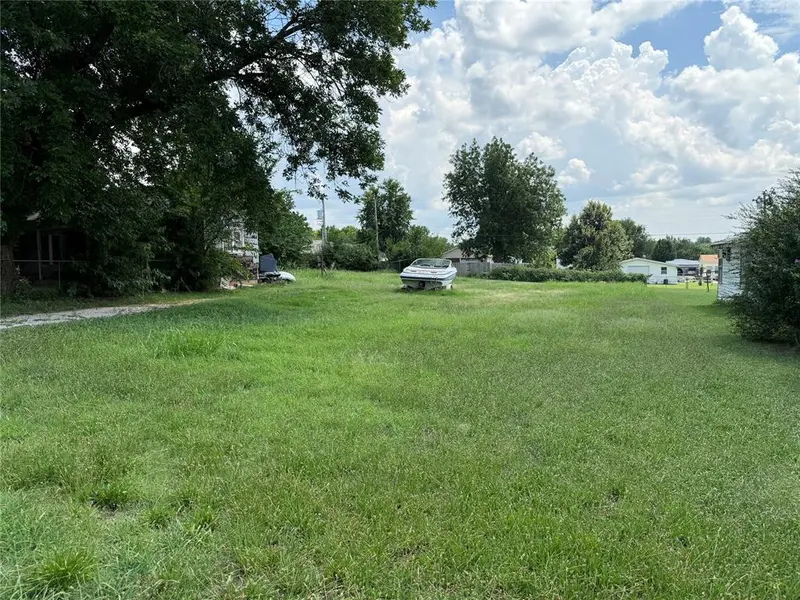 1615 E Lincoln AVE, Guthrie, OK 73044