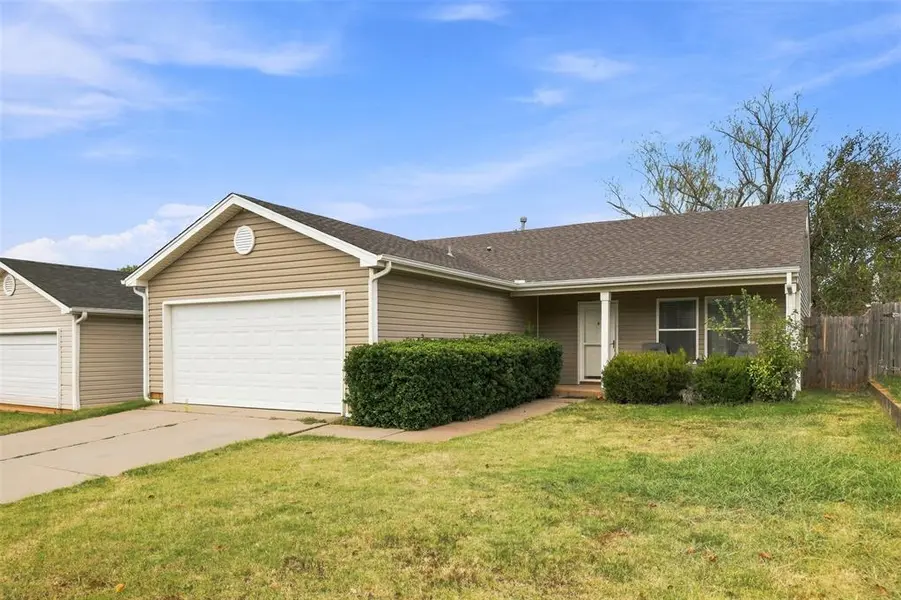 2417 Desert Willow TER, Norman, OK 73071