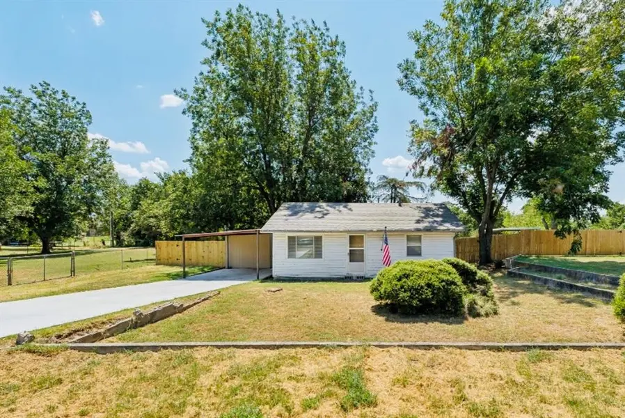10220 Bellview DR, Midwest City, OK 73130