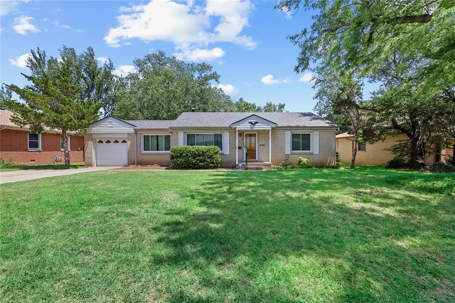 621 Morningside DR, Norman, OK 73071