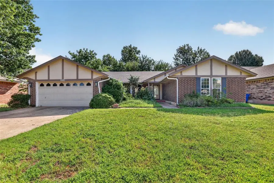 3012 N Meadowood DR, Oklahoma City, OK 73110