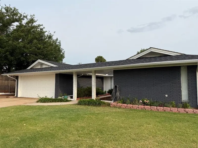5900 NW 82nd CIR, Oklahoma City, OK 73132