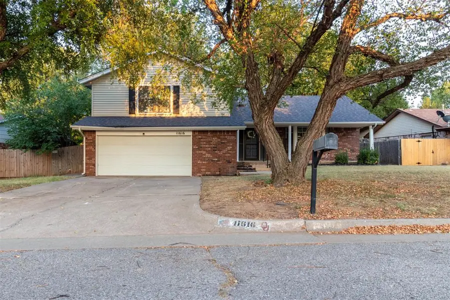 11616 Sagamore DR, Yukon, OK 73099