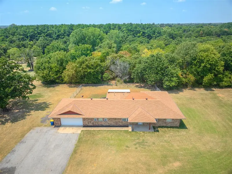 2905 N Henney RD, Choctaw, OK 73020