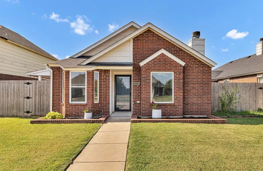 1006 SW 22nd ST, Moore, OK 73160
