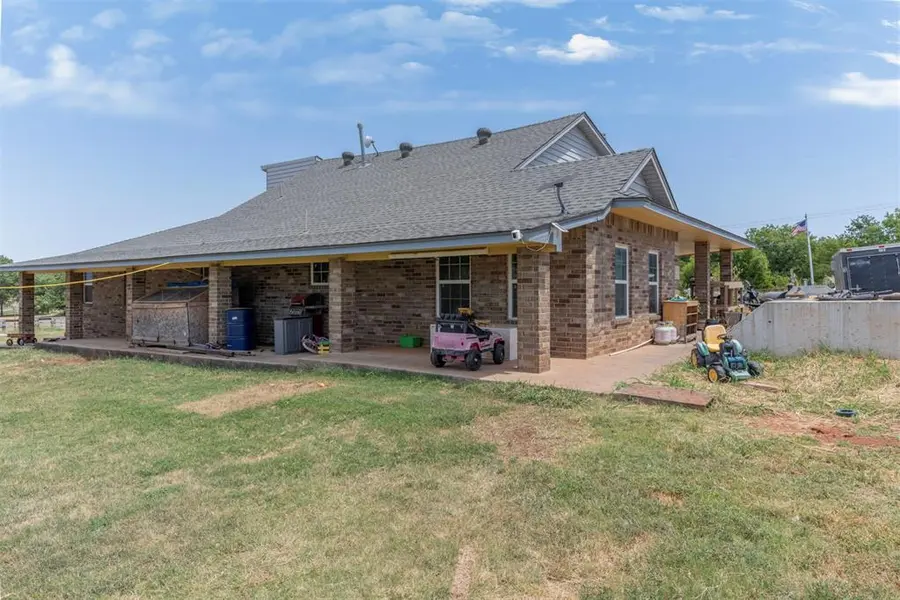 7435 N Peebly RD, Jones, OK 73049