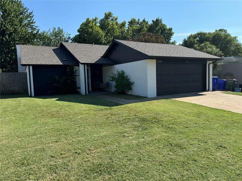 2120 Bois De Arc CIR, Norman, OK 73071