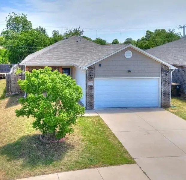 10012 Wimbledon CT, Oklahoma City, OK 73120