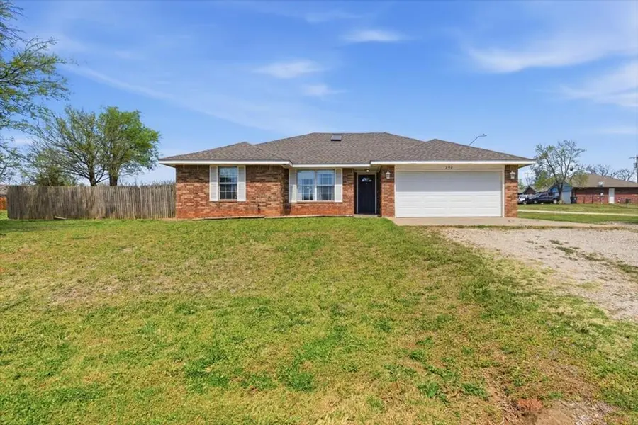 202 E Earl ST, Wanette, OK 74878